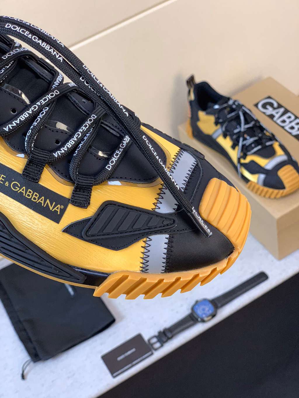D*G sneaker